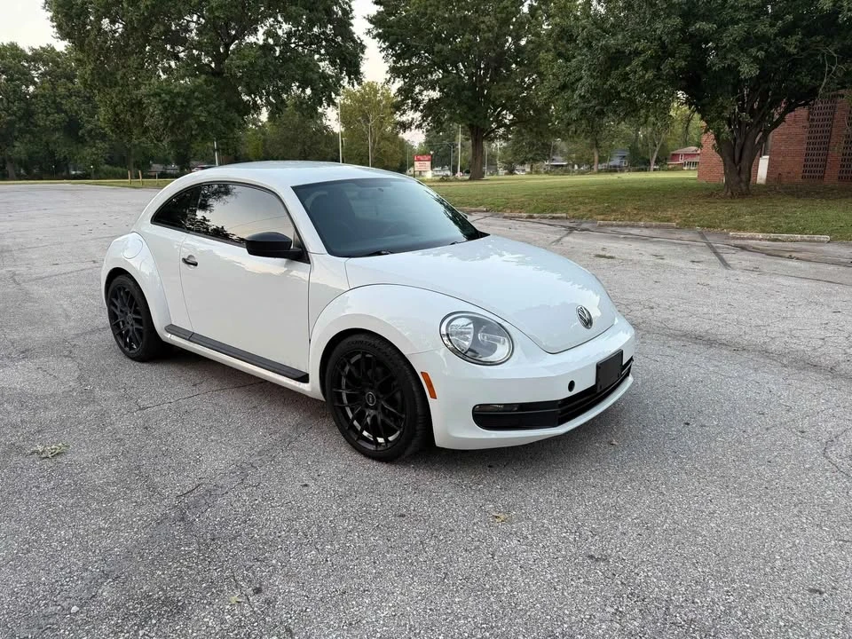 2015 Volkswagen A5 Beetle - Image 7 of 12