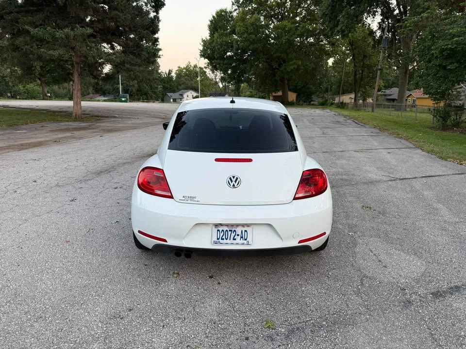 2015 Volkswagen A5 Beetle - Image 4 of 12