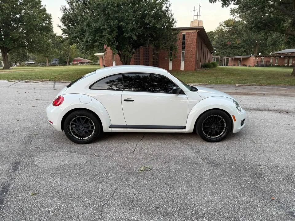 2015 Volkswagen A5 Beetle - Image 6 of 12