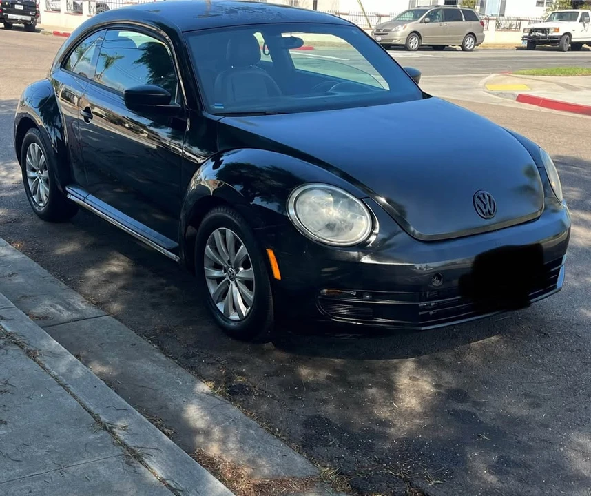 2015 Volkswagen A5 Beetle - Image 2 of 9