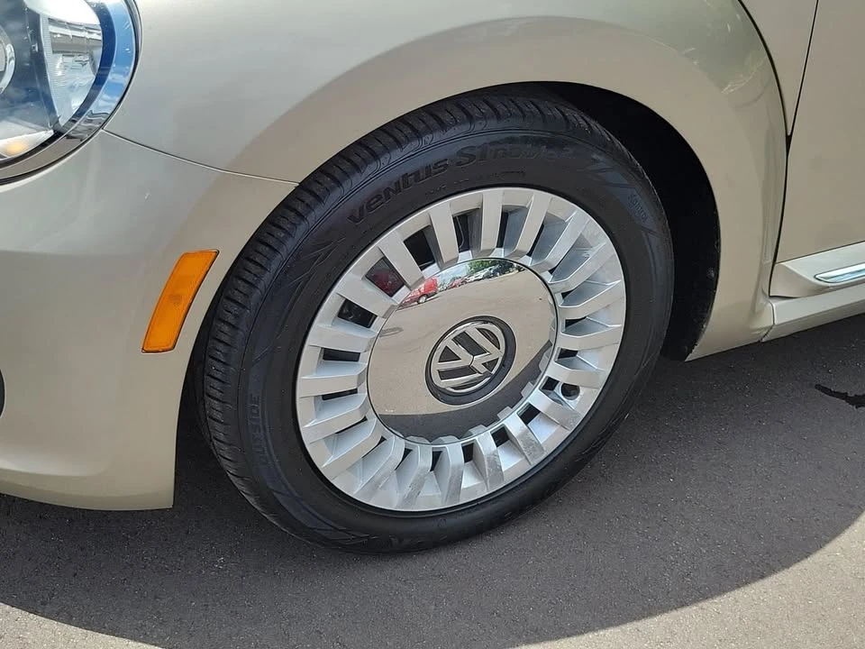 2015 Volkswagen A5 Beetle - Image 6 of 20