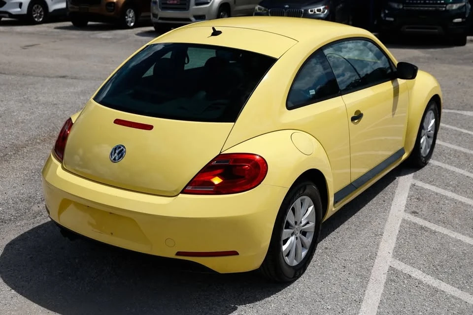 2015 Volkswagen A5 Beetle - Image 4 of 12