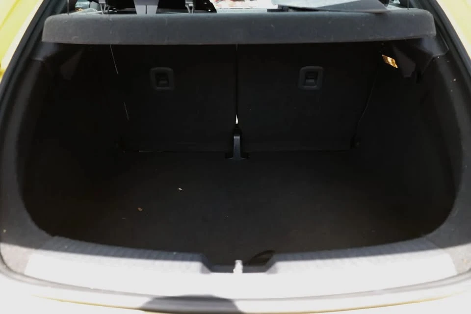2015 Volkswagen A5 Beetle - Image 11 of 12