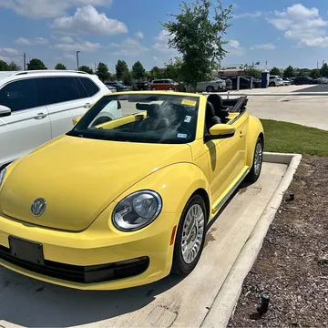 2015 Volkswagen Beetle 1.8T S Convertible