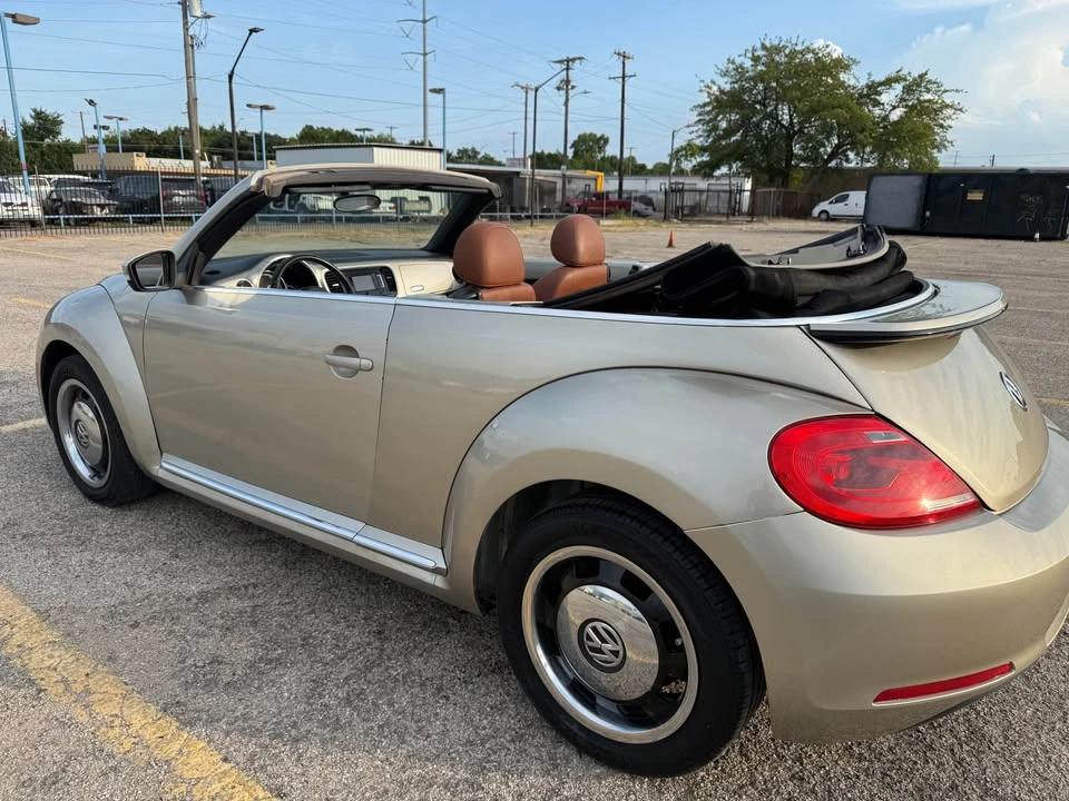 2015 Volkswagen A5 Beetle - Image 11 of 20