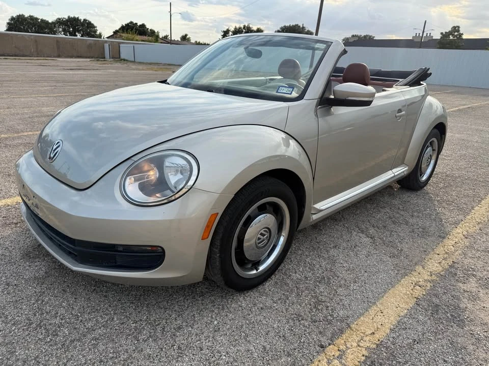 2015 Volkswagen A5 Beetle - Image 17 of 20