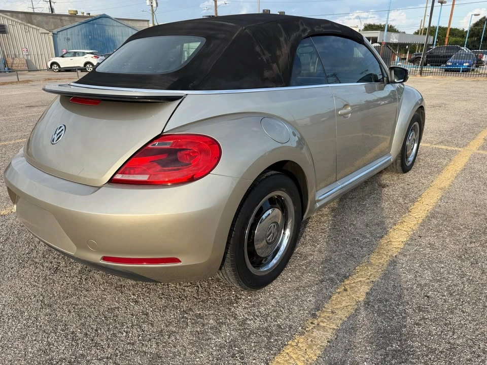 2015 Volkswagen A5 Beetle - Image 5 of 20