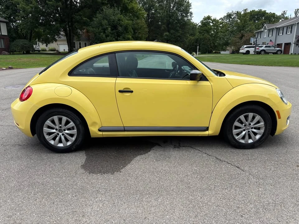 2015 Volkswagen A5 Beetle - Image 4 of 9