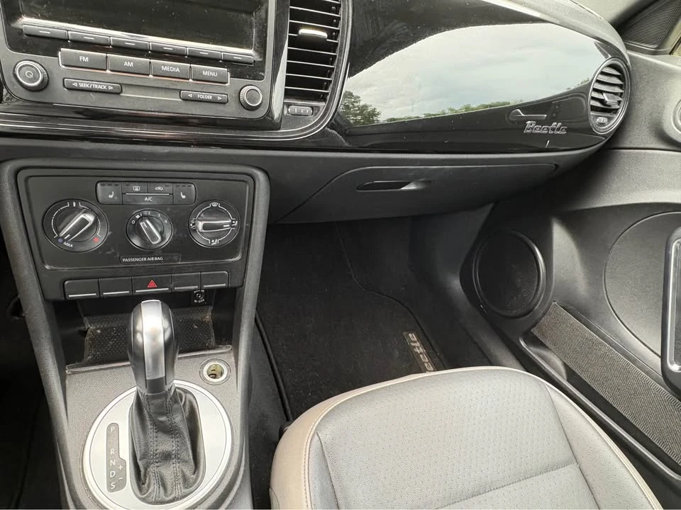 2015 Volkswagen A5 Beetle - Image 9 of 9