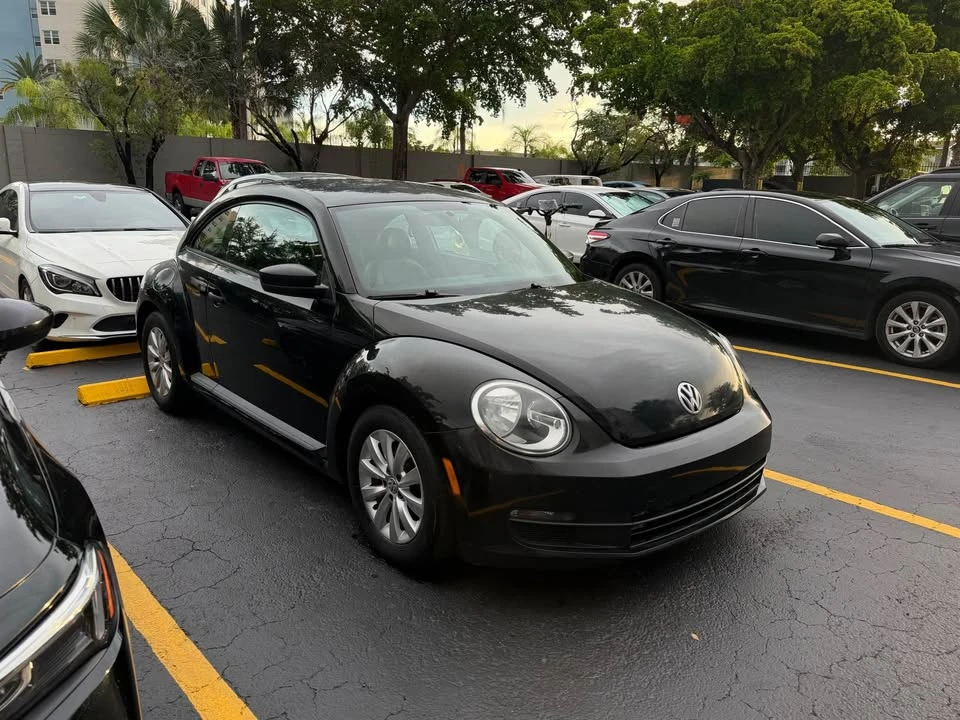 2015 Volkswagen A5 Beetle - Image 2 of 19
