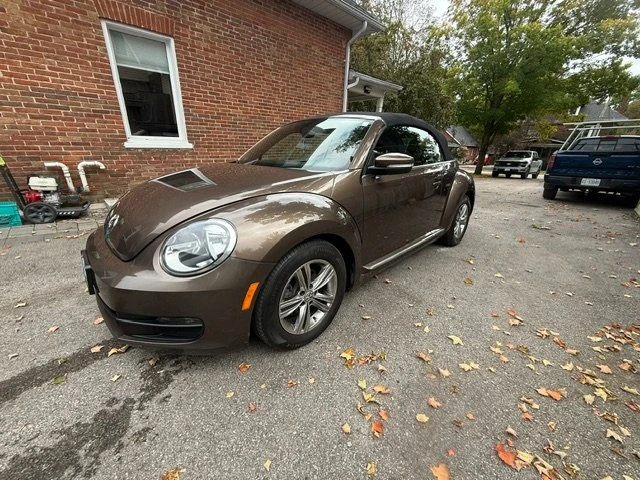 2015 Volkswagen A5 Beetle - Image 2 of 9