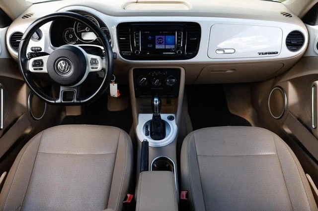 2015 Volkswagen A5 Beetle - Image 2 of 16