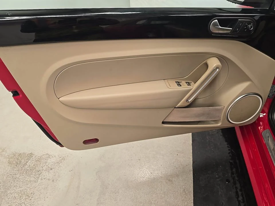 2015 Volkswagen A5 Beetle - Image 9 of 20