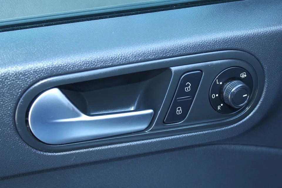 2015 Volkswagen A5 Beetle - Image 15 of 20