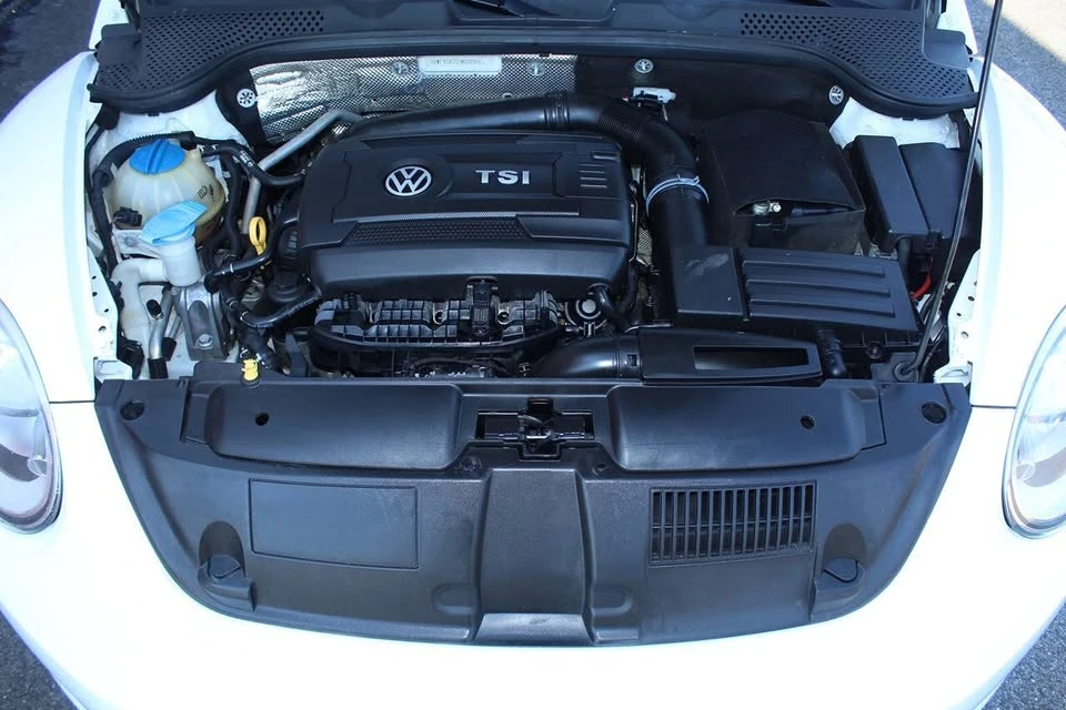2015 Volkswagen A5 Beetle - Image 9 of 20