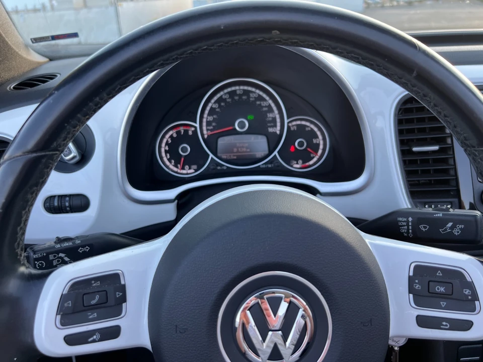2015 Volkswagen A5 Beetle - Image 15 of 23