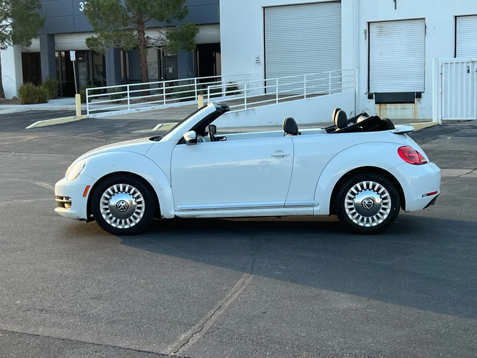 2015 Volkswagen A5 Beetle - Image 3 of 23