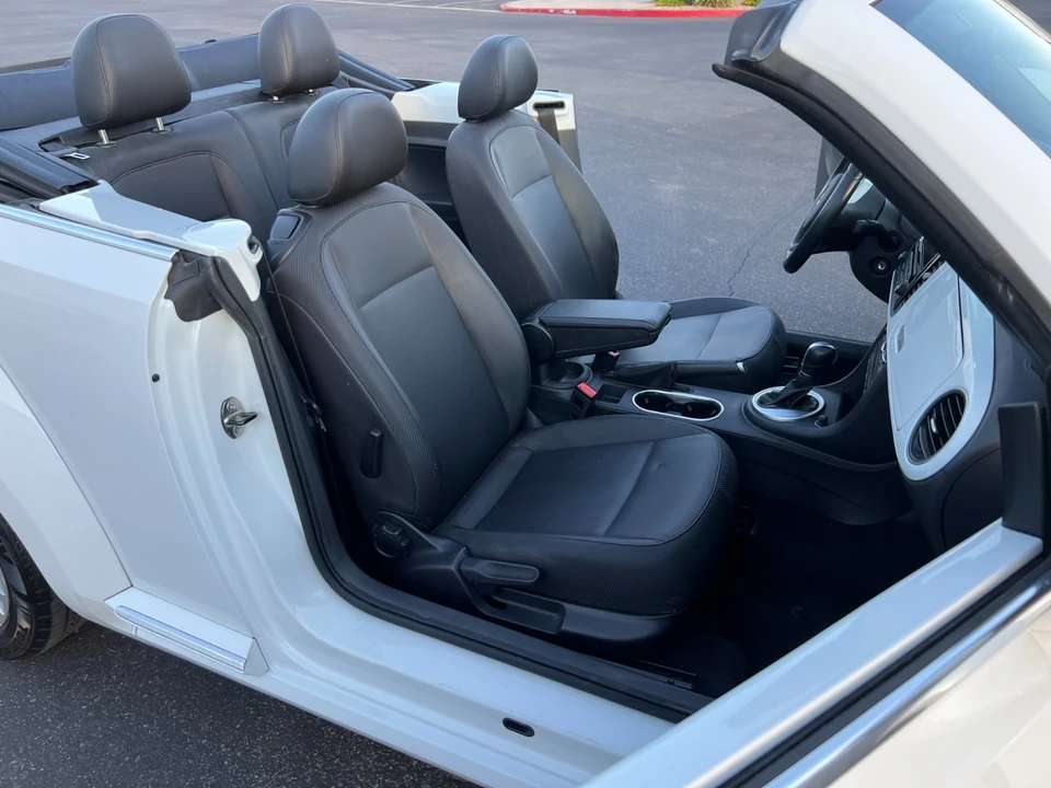 2015 Volkswagen A5 Beetle - Image 18 of 23