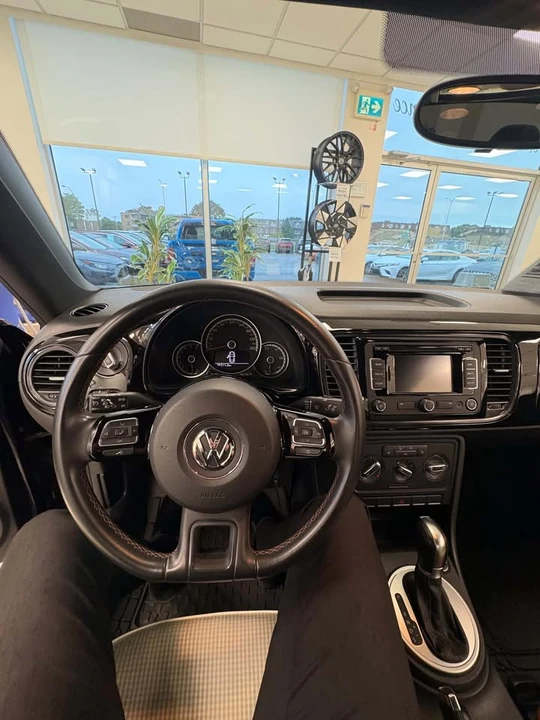 2015 Volkswagen A5 Beetle - Image 3 of 7