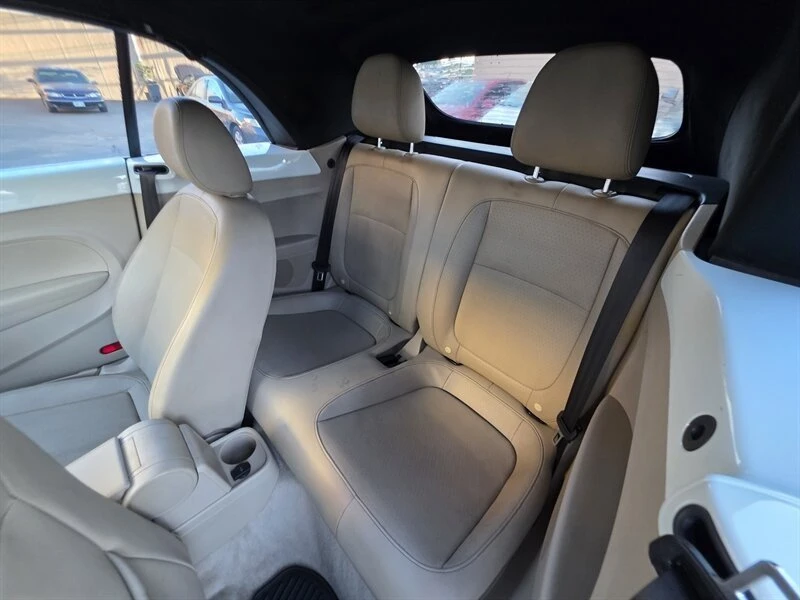 2015 Volkswagen A5 Beetle - Image 18 of 19