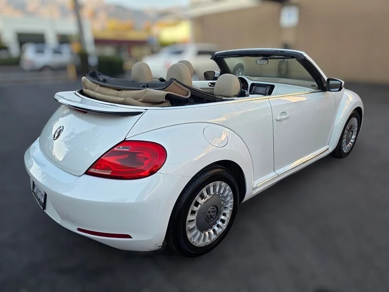 2015 Volkswagen A5 Beetle - Image 8 of 19
