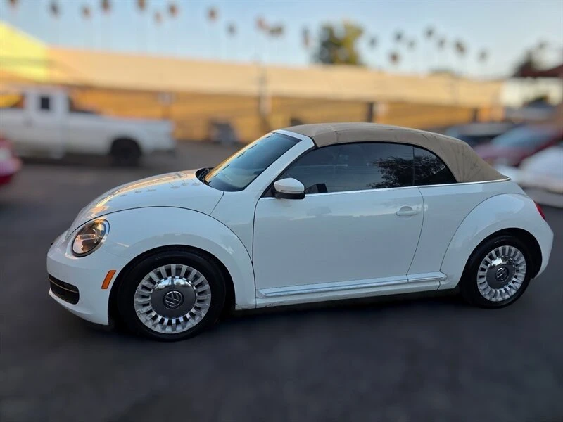 2015 Volkswagen A5 Beetle - Image 11 of 19