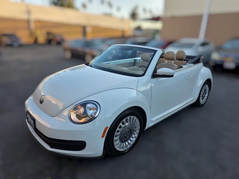 2015 Volkswagen A5 Beetle - Image 2 of 19