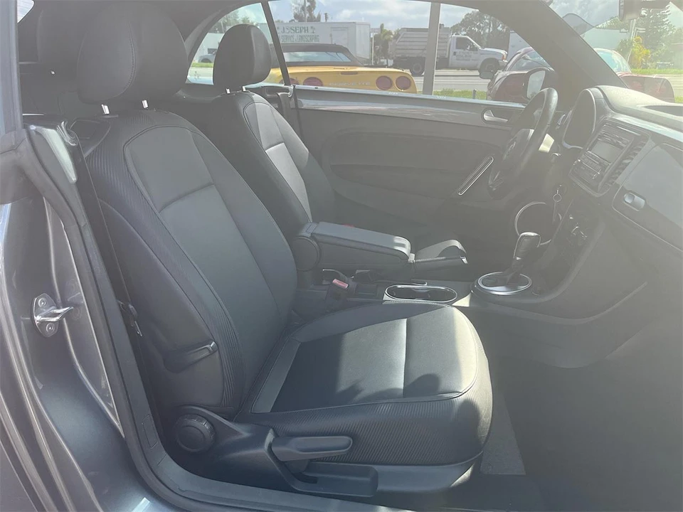 2015 Volkswagen A5 Beetle - Image 26 of 30