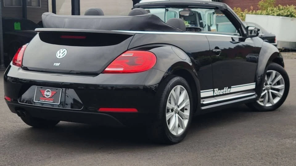 2015 Volkswagen A5 Beetle - Image 10 of 20