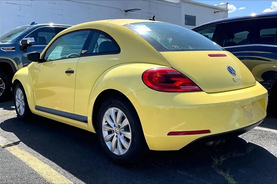 2015 Volkswagen A5 Beetle - Image 4 of 4