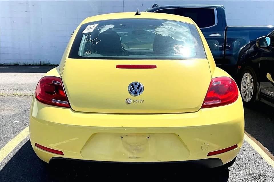 2015 Volkswagen A5 Beetle - Image 3 of 4