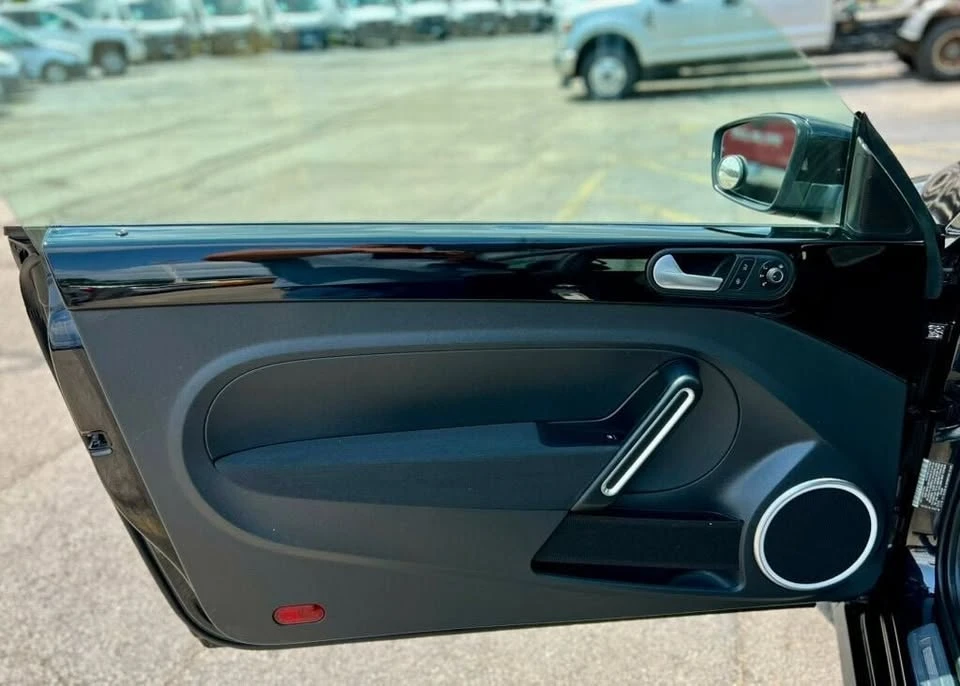 2015 Volkswagen A5 Beetle - Image 12 of 20