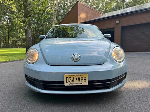 2015 Volkswagen Beetle Hatchback 2D