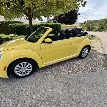2015 Volkswagen Beetle Convertible Trimline