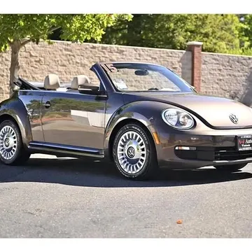 2015 Volkswagen Beetle 1.8T Classic Convertible