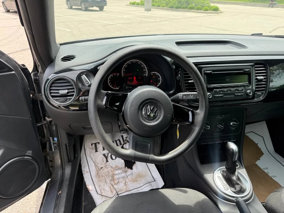 2015 Volkswagen A5 Beetle - Image 9 of 12
