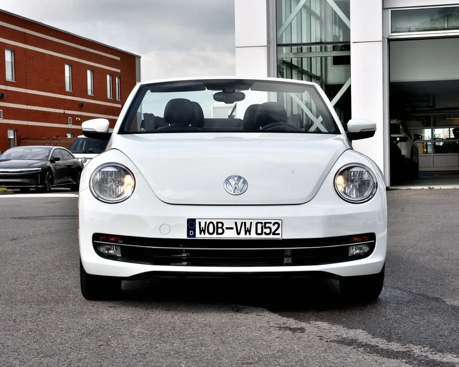 2015 Volkswagen A5 Beetle - Image 2 of 4