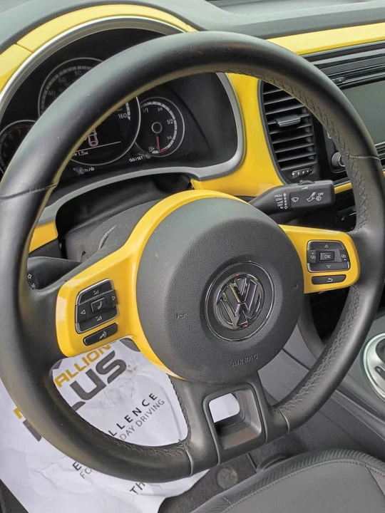 2015 Volkswagen A5 Beetle - Image 8 of 13