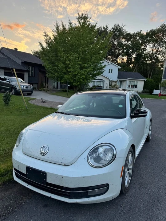 2015 Volkswagen A5 Beetle - Image 3 of 10