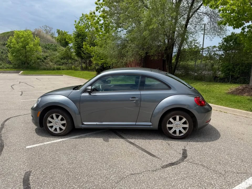 2015 Volkswagen A5 Beetle - Image 8 of 12