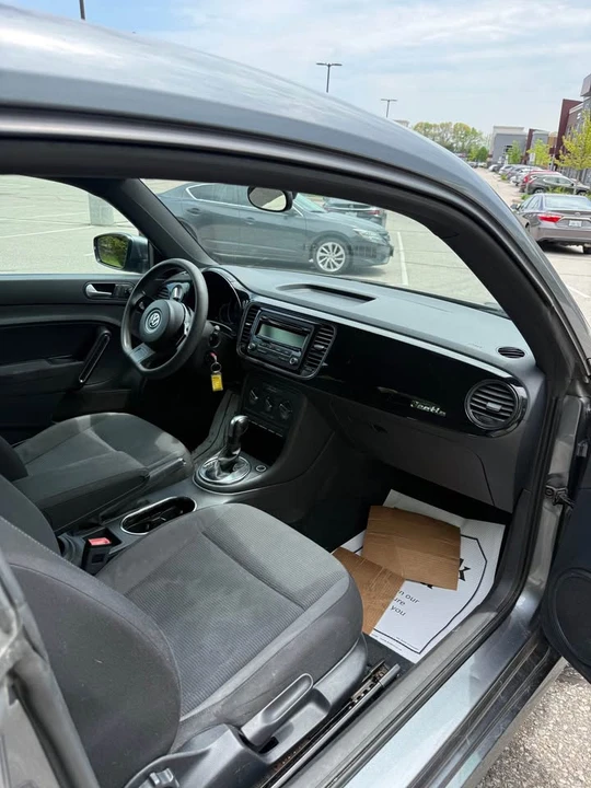 2015 Volkswagen A5 Beetle - Image 11 of 12