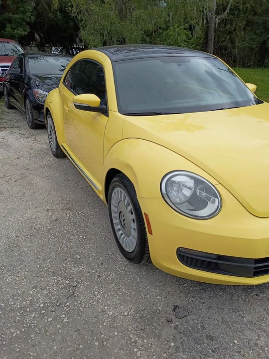 2015 Volkswagen A5 Beetle - Image 2 of 13
