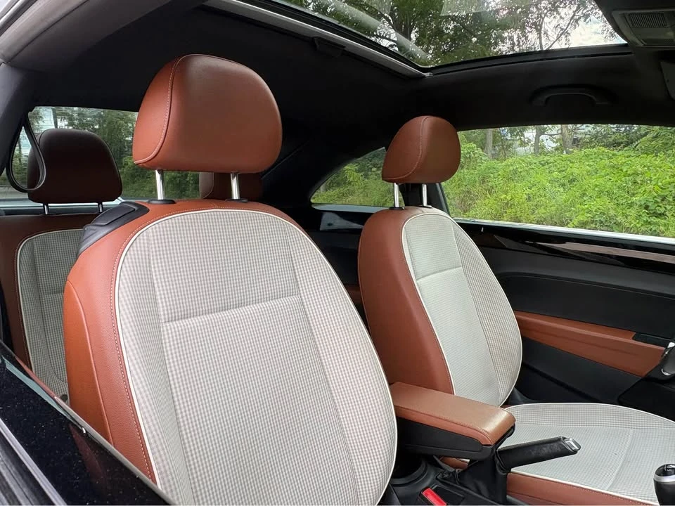 2015 Volkswagen A5 Beetle - Image 10 of 20
