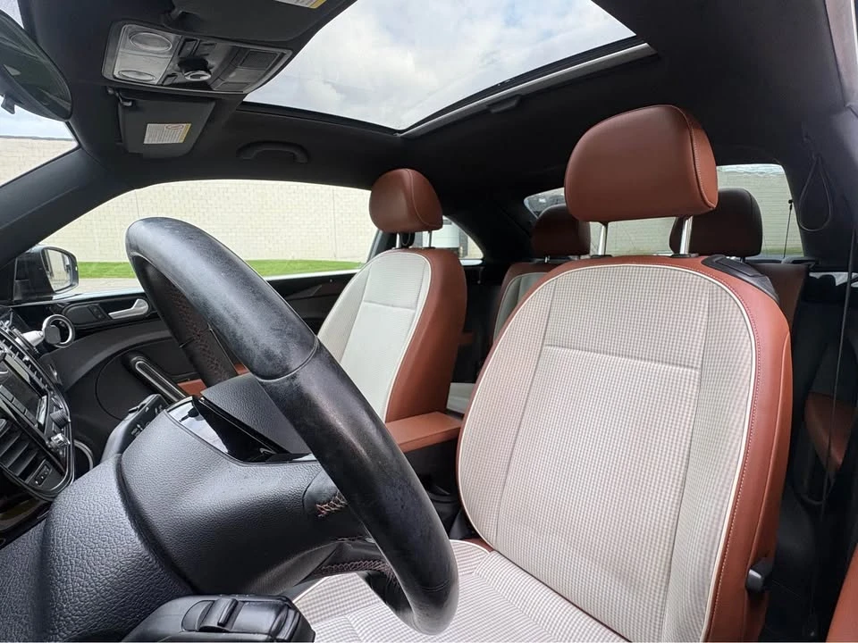 2015 Volkswagen A5 Beetle - Image 8 of 20