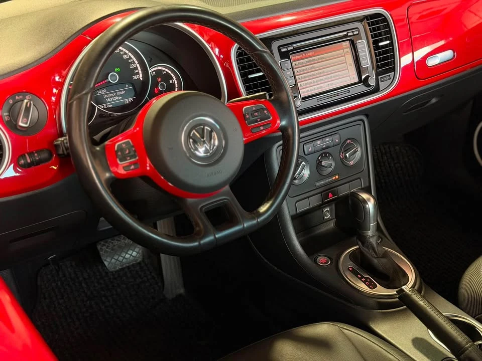 2015 Volkswagen A5 Beetle - Image 10 of 18