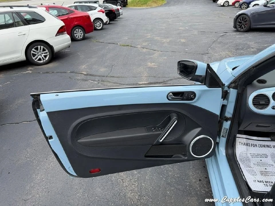 2015 Volkswagen A5 Beetle - Image 5 of 20