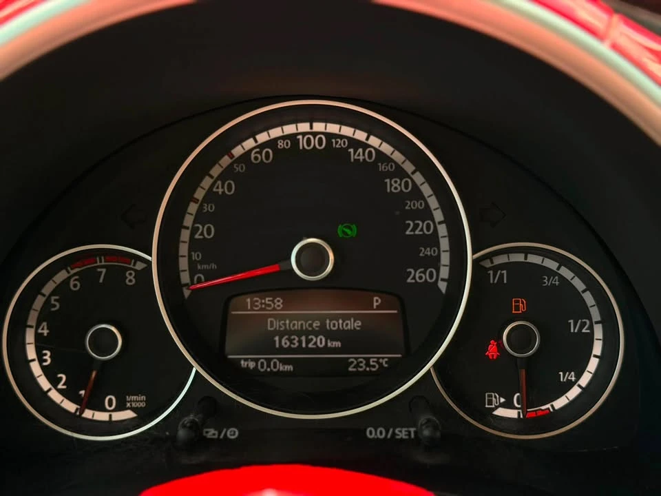 2015 Volkswagen A5 Beetle - Image 11 of 18