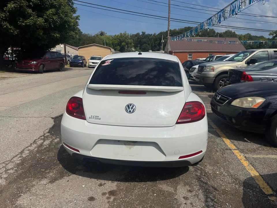 2015 Volkswagen A5 Beetle - Image 4 of 10