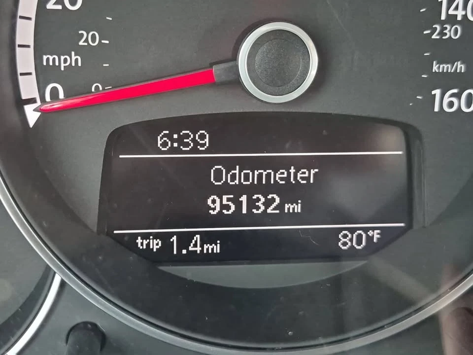 2015 Volkswagen A5 Beetle - Image 11 of 18