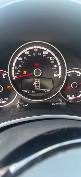 2015 Volkswagen A5 Beetle - Image 2 of 5